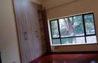 5 Bed Townhouse with En Suite in Lavington - 10