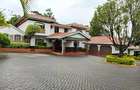 4 Bed House with En Suite at Rosslyn - 18