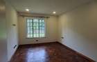 5 Bed House with En Suite in Kitisuru - 12
