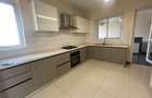 4 Bed Apartment with En Suite in Parklands - 2