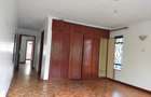 4 Bed House with En Suite in Lavington - 14