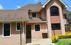 4 Bed House with En Suite at Lavington - 2