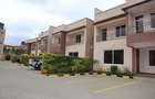 4 Bed Villa with En Suite at Near Gateway Mall - 1