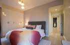 Serviced 2 Bed Apartment with En Suite at Riverside - 15