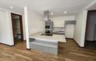 3 Bed Apartment with En Suite in Spring Valley - 6
