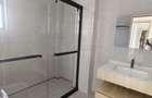 2 Bed Apartment with En Suite in Riverside - 16