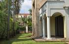 5 Bed Townhouse with En Suite at Lavington Green - 7