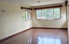 4 Bed Townhouse with En Suite at Lavington Off Convent Drive - 12