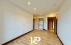 3 Bed Apartment with En Suite in Parklands - 4