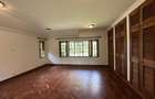 5 Bed House with En Suite in Runda - 12