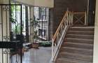 3 Bed Apartment with Parking in Dennis Pritt - 5