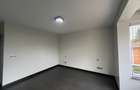 3 Bed Apartment with En Suite at Riverside Dr - 8
