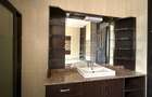 5 Bed House with En Suite in Runda - 20