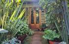 1 Bed House with En Suite in Rosslyn - 11