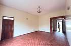 4 Bed Townhouse with En Suite at Lavington - 3