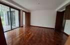 6 Bed Villa with En Suite in Lavington - 8
