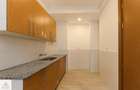 3 Bed Apartment with En Suite at City Park Drive - 15