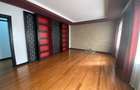 5 Bed Townhouse with En Suite in Lavington - 10