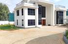 5 Bed Villa with En Suite in Westlands Area - 17