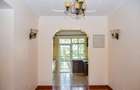 3 Bed Apartment with En Suite at Hatheru Road - 5