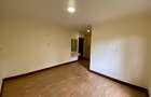 5 Bed Townhouse with En Suite in Spring Valley - 9