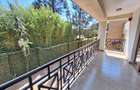 5 Bed Townhouse with En Suite at Lavington Green - 13
