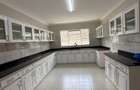 4 Bed Townhouse with En Suite in Kilimani - 3