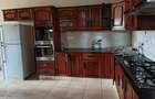 6 Bed Townhouse with En Suite at Lavington - 9