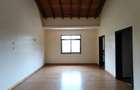 5 Bed Townhouse with En Suite in Lavington - 6