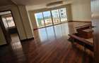 Serviced 3 Bed Apartment with En Suite in Parklands - 7