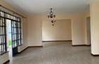 4 Bed Townhouse with En Suite at Lavington - 11