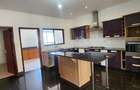 3 Bed Townhouse with En Suite in Brookside - 10