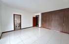 4 Bed Apartment with En Suite at Raphta Road - 15