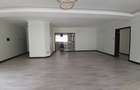 3 Bed Apartment with En Suite at Riverside Drive - 5