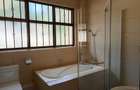 6 Bed House with En Suite in Kitisuru - 9