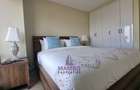 Serviced 2 Bed Apartment with En Suite at Riverside Dr - 13