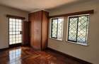 5 Bed Townhouse with En Suite in Lavington - 11