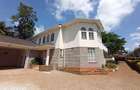 4 Bed House with En Suite at Mimosa Rd - 3