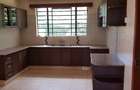 4 Bed House with En Suite at Rosslyn Redhil - 8