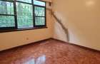 4 Bed House with En Suite in Runda - 16