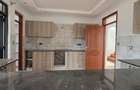 4 Bed House with En Suite at Eastern Bypass - 7