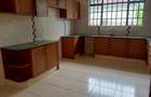 4 Bed House with Swimming Pool at Rosslyn - 3