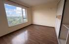 4 Bed Apartment with En Suite at Parklands - 8