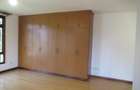 3 Bed Apartment with En Suite at Riverside Drive 009 - 6