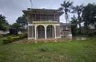 5 Bed House with En Suite in Runda - 2