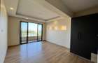 5 Bed Apartment with En Suite in Parklands - 6