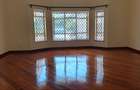 5 Bed House with En Suite in Runda - 7