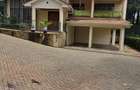 5 Bed Townhouse with En Suite at Off Convent Drive - 4