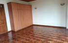 4 Bed House with En Suite in Runda - 14