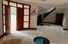 4 Bed House in Nyari - 5